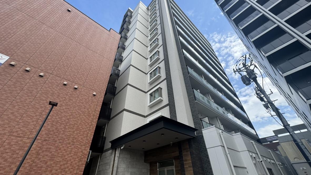 ドーミー仙台山本丁の建物外観。