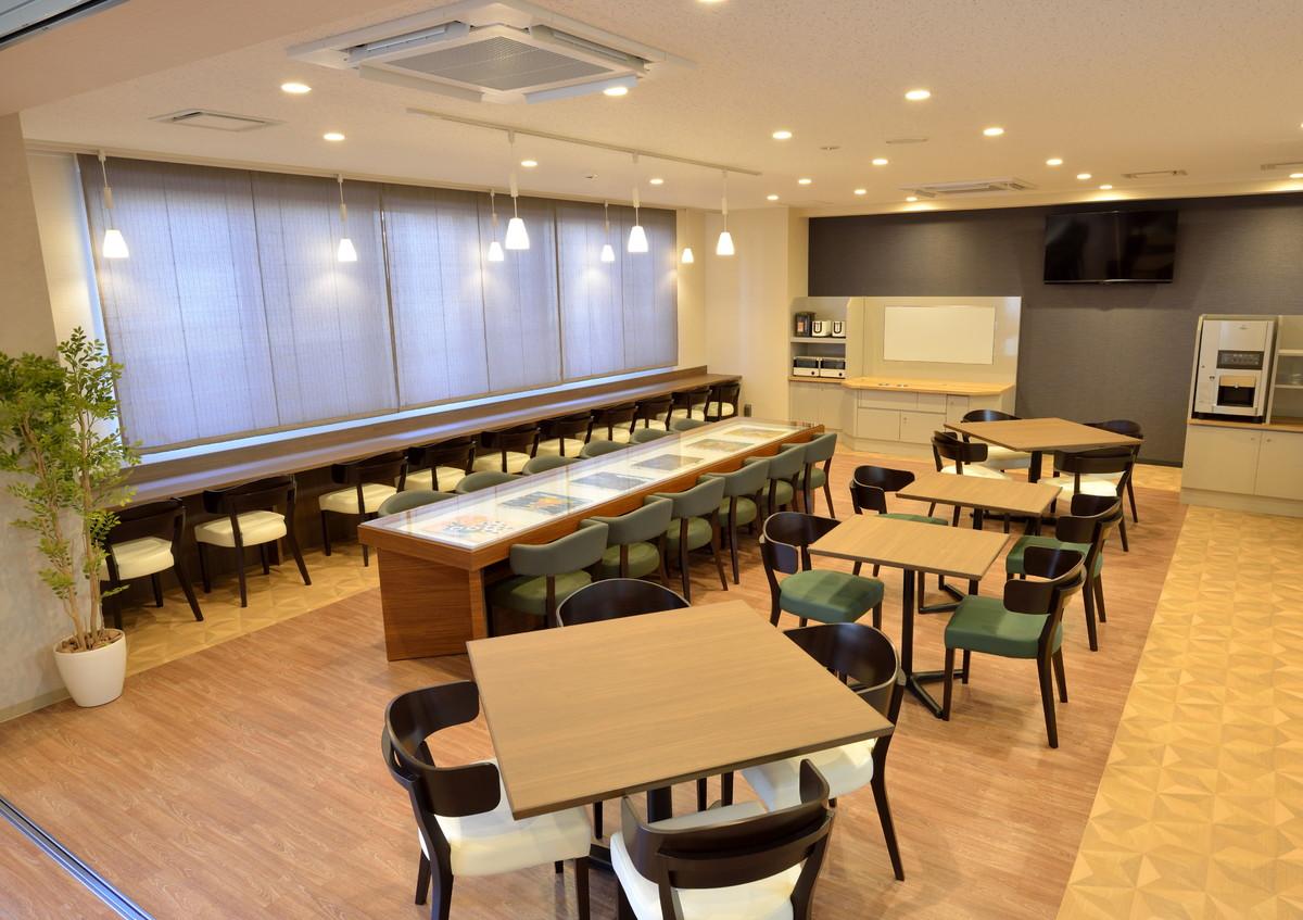 ドーミー仙台東口5の食堂。
