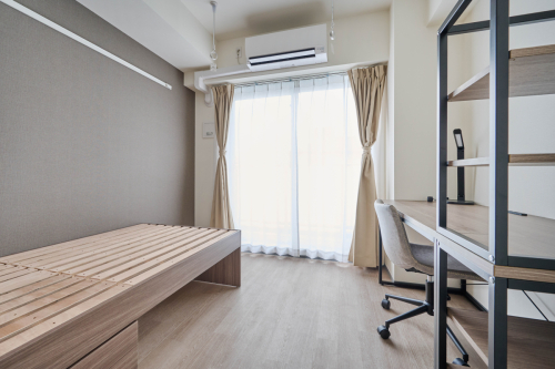 バス・トイレ・洗面台・洗濯機付き居室。