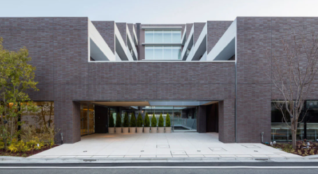 ドーミー市谷加賀