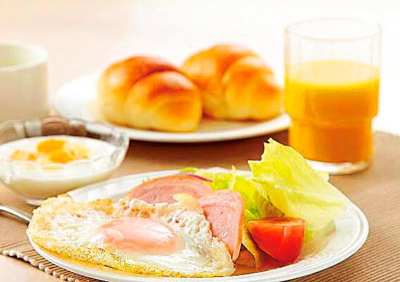朝食は、和食と洋食を選択できます