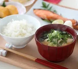 炊事や家事が最小限で、生活習慣を整えやすい