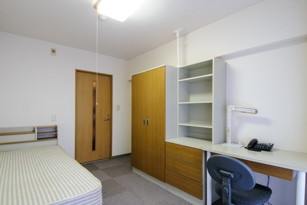 ドーミー東照宮 -
                物件画像4