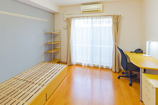 流通経済大学（新松戸キャンパス） おすすめ学生寮の居室イメージ